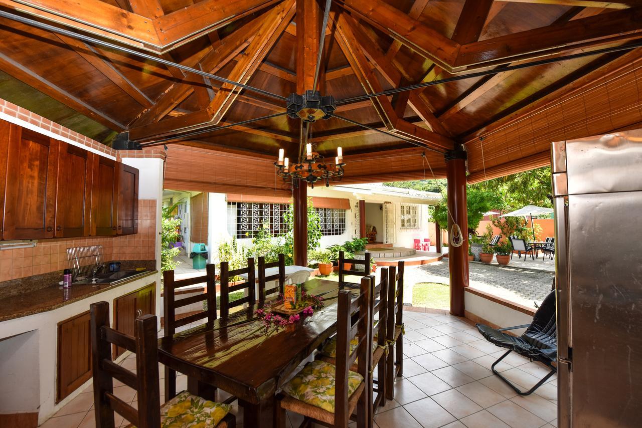 Jessies Guest House Seychelles Beau Vallon (Mahe) Exterior foto