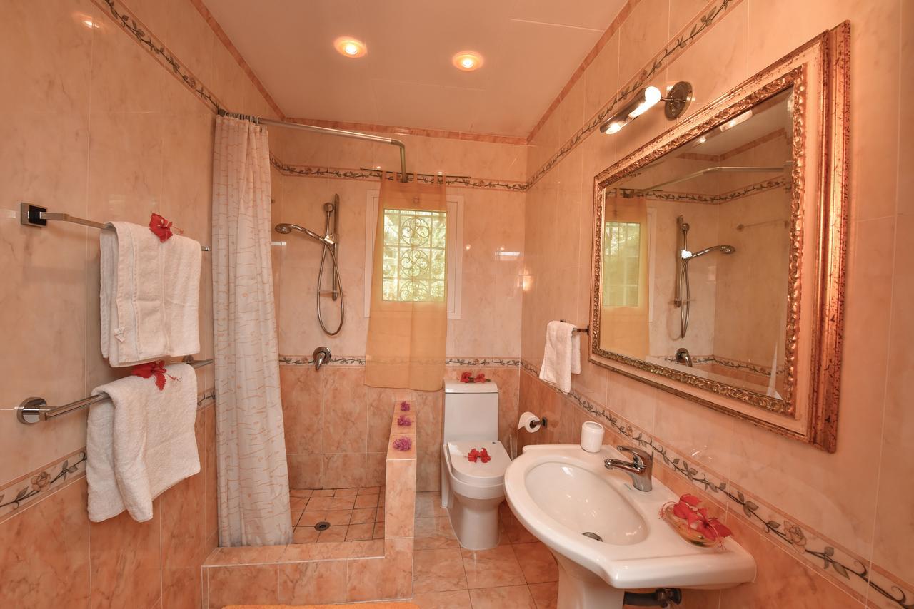 Jessies Guest House Seychelles Beau Vallon (Mahe) Exterior foto