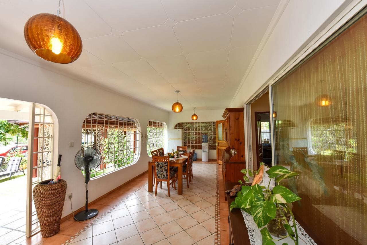 Jessies Guest House Seychelles Beau Vallon (Mahe) Exterior foto