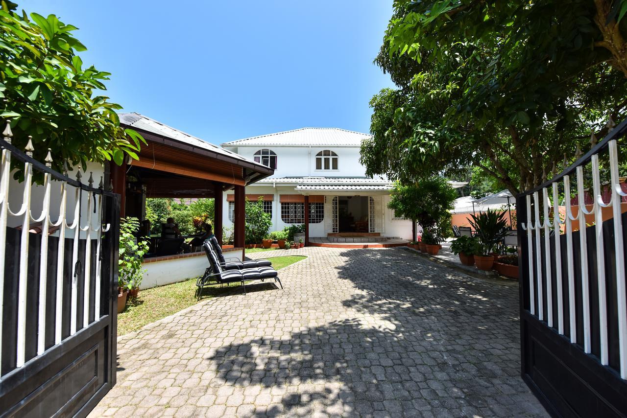 Jessies Guest House Seychelles Beau Vallon (Mahe) Exterior foto